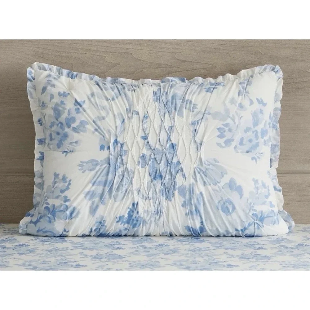 POTTERY BARN TEEN LOVESHACKFANCY GARDEN DAMASK‎ SMOCKED SHAM (1) EURO ~ BLUE